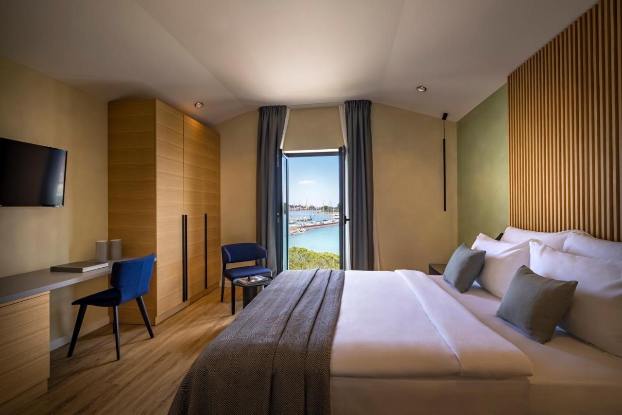 Dunatovi Dvori Heritage Hotel 普莱克 外观 照片