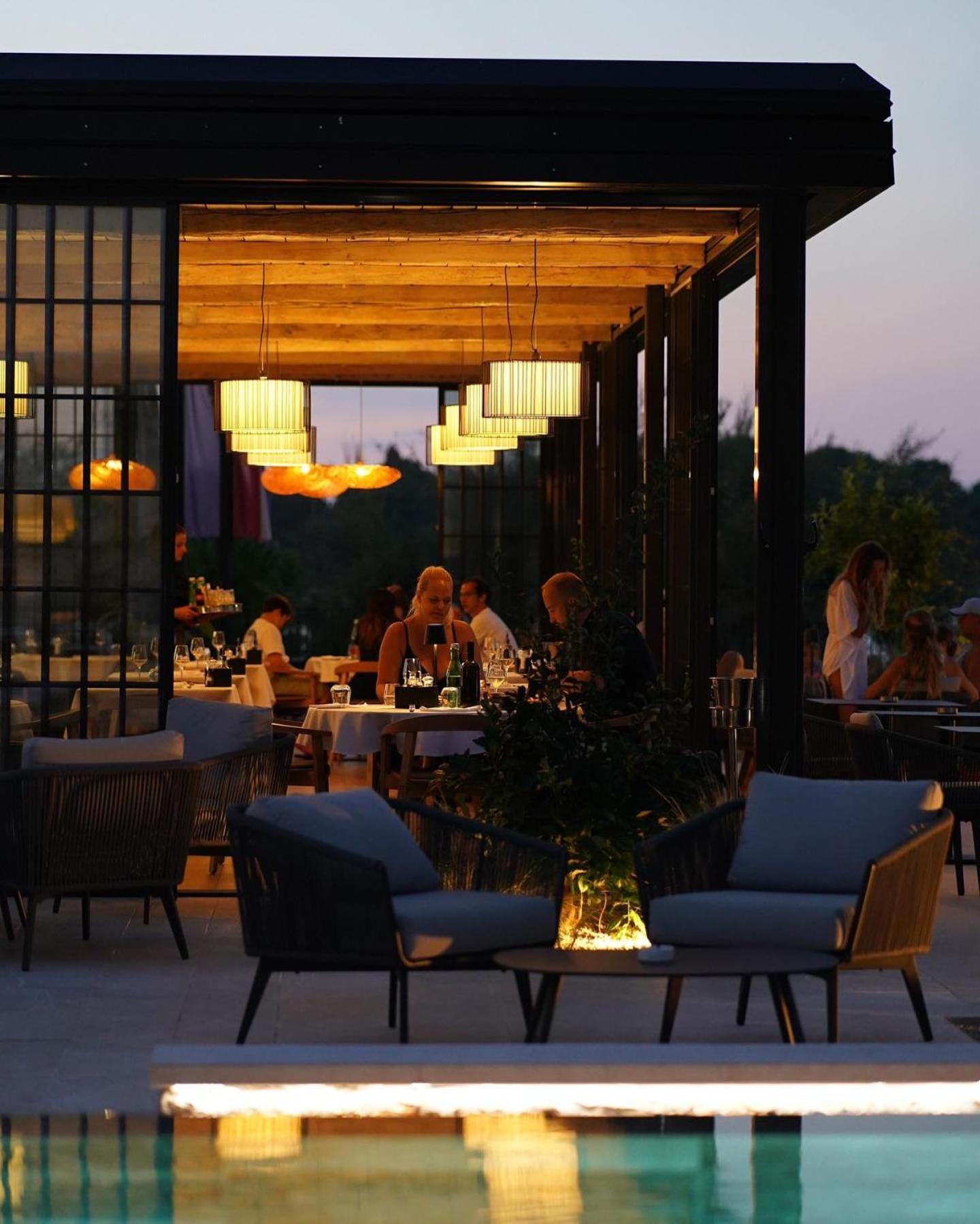 Dunatovi Dvori Heritage Hotel 普莱克 外观 照片